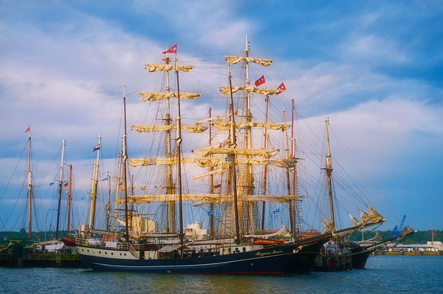 Sailing ship1