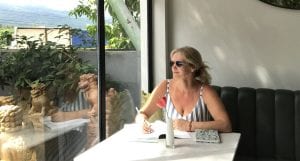 19 Awesome Solo Travel Tips for when you travel on your own