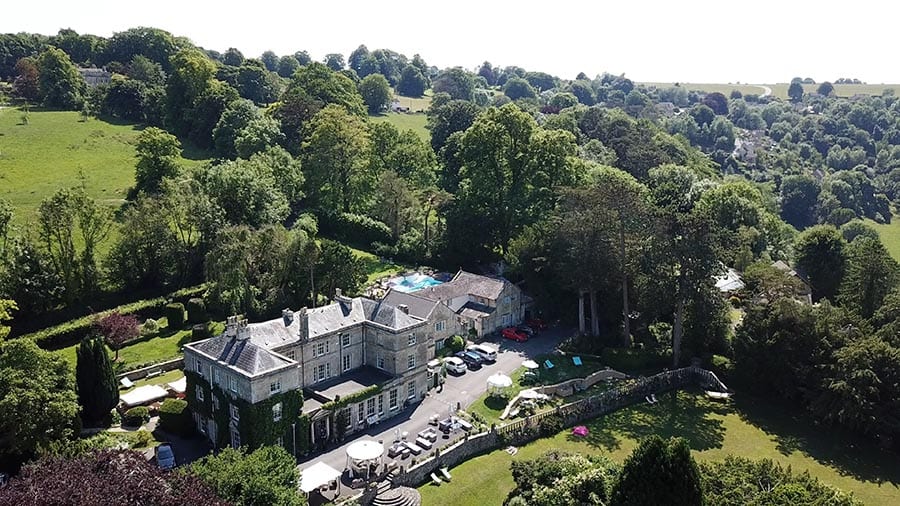 The Burleigh Court Hotel & Restaurant, Luxury in the Cotswolds 2 BURLEIGH COURT COTSWOLDS 900