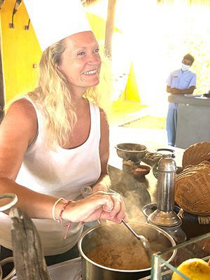 The best food in Sri Lanka to eat (including 5 easy recipes!) 27 dhall end