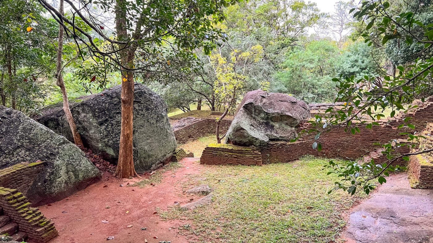 Climbing The Amazing Lion Rock In Sigiriya: The Ultimate Guide (2025) 5 LION ROCK SIGIRIYA 09