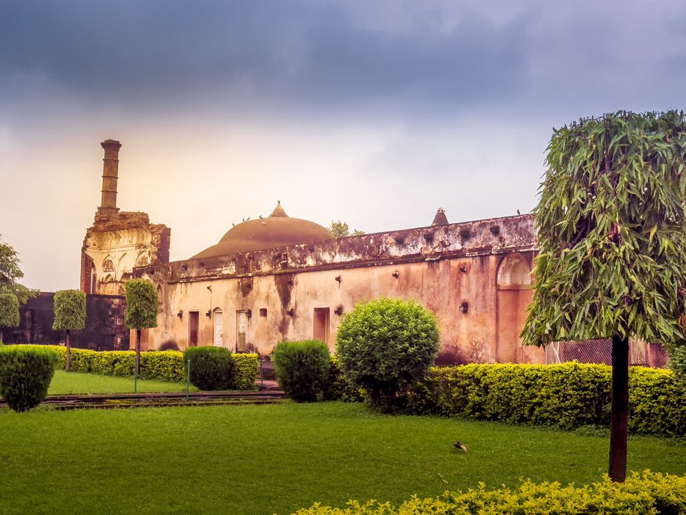 Things to Do in Burhanpur, Madhya Pradesh – History, Forts & Hidden Gems 12 The Hamman Buildings