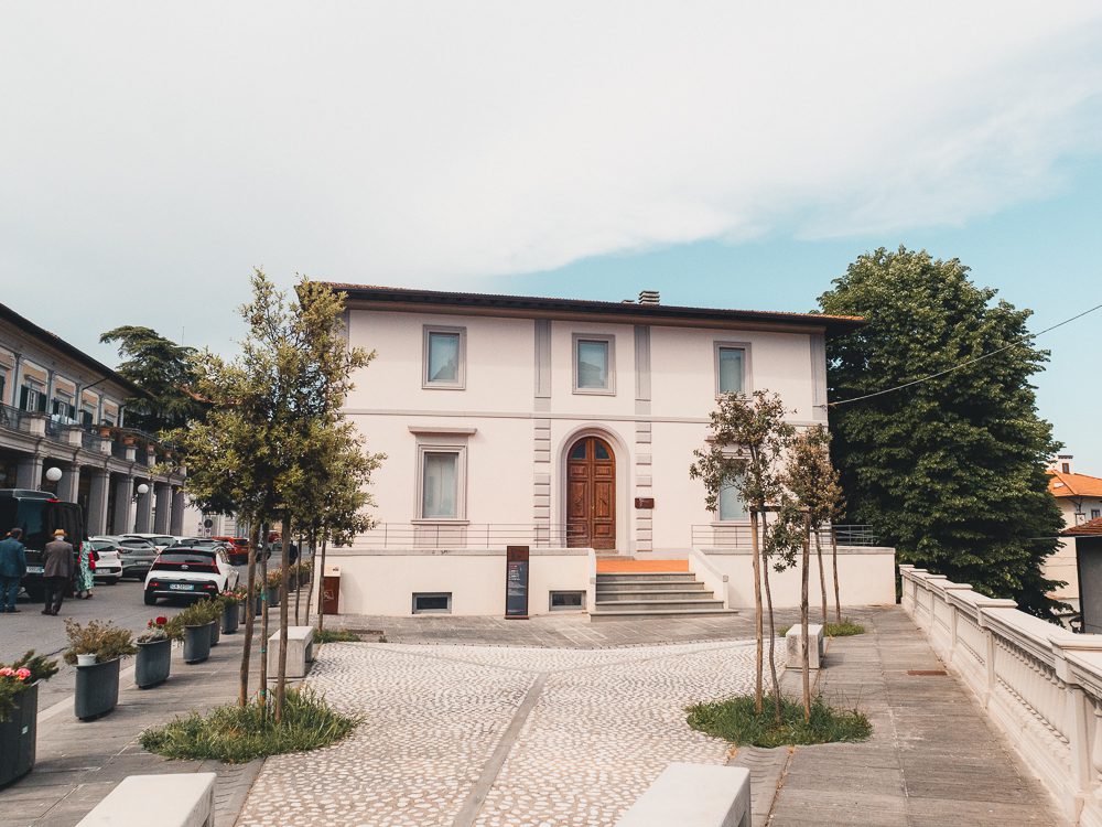 Artisans of Tuscany: Discover Traditional Crafts & Hidden Experiences 19 Signa Hat Museum