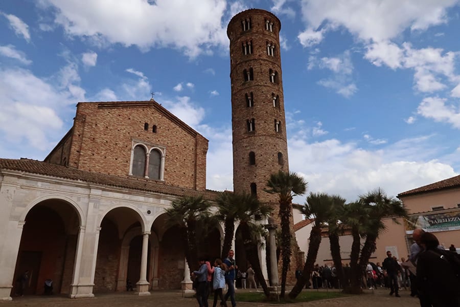 7 Of The Best Things To Do In Ravenna, Italy 4 Exterior of Basilica of Sant’Apollinare Nuovo