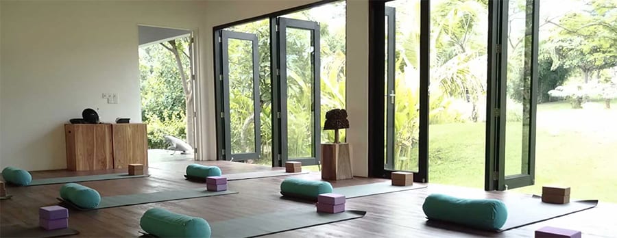 5 Of The Best Yoga Retreats In North Bali 5 Manyia Retreats studio