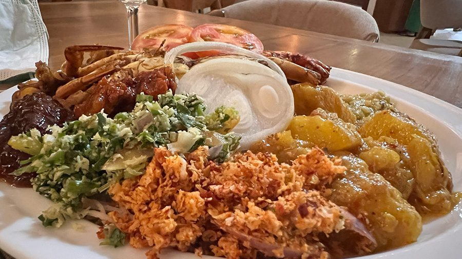 The Best Food In Sri Lanka To Eat (Including 5 Easy Recipes!) 1 selection of curries from Sri Lanka